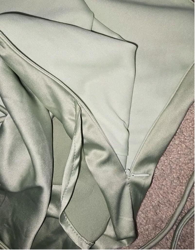 Princess Polly Darian Open Back Sage Green Ruffle Mini Dress SZ 4 Side Zip