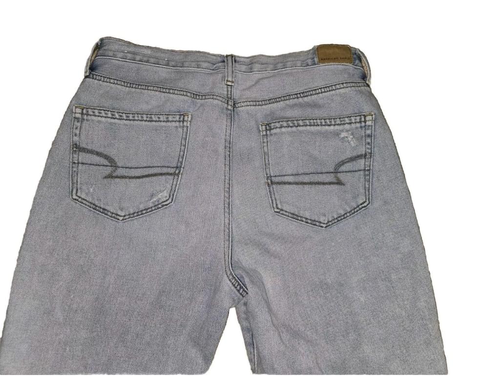 American Eagle Jeans Size 8 Ultra Distressed Mom Jean Frayed Hem