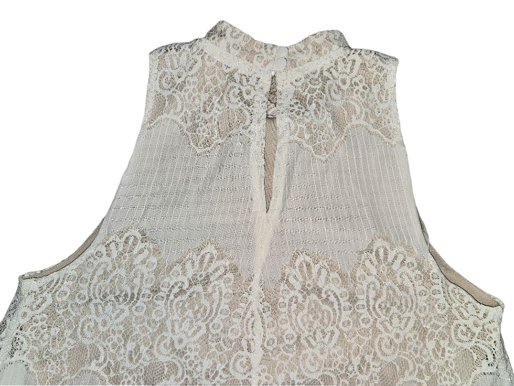 Love Fire White Lace Fully Lined Top - Size M