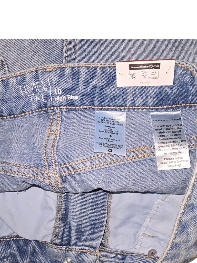 Women's Time and Tru Blue High Rise Jeans Size 10 90s Mom Jeans