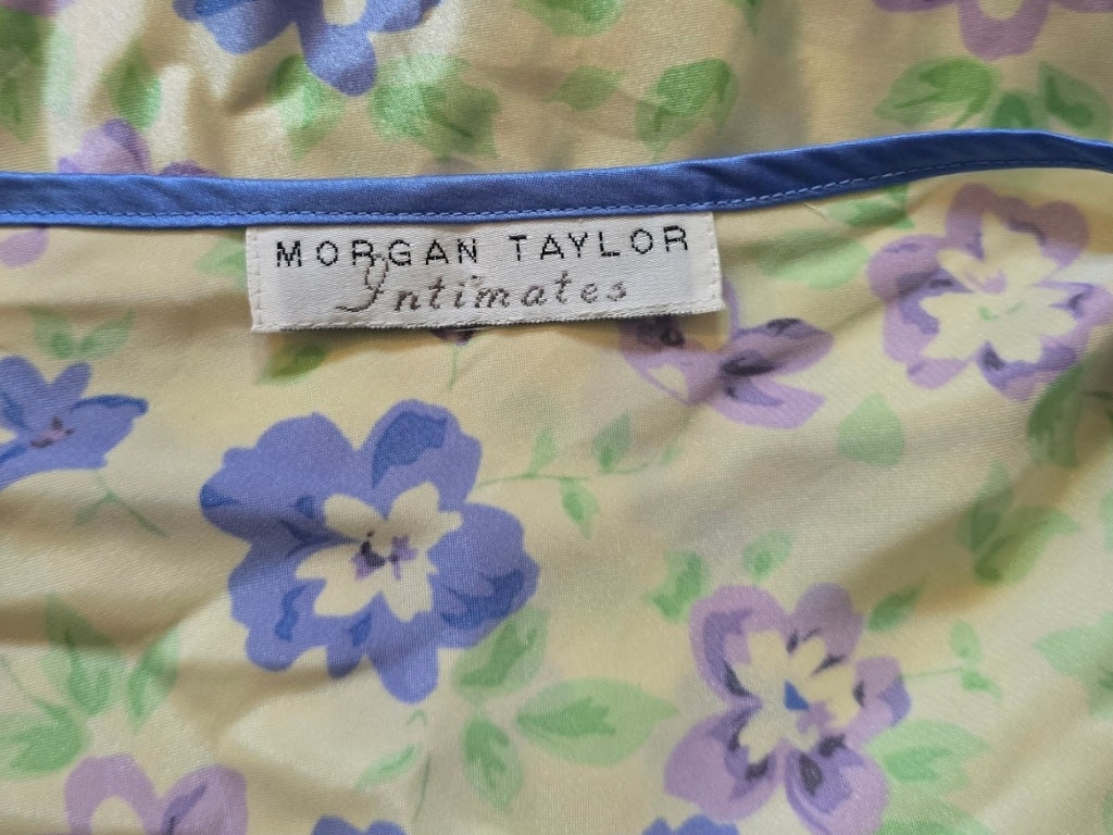 Women Morgan Taylor Intimates Mini Night Gown L Yellow Blue Purple Floral Satin