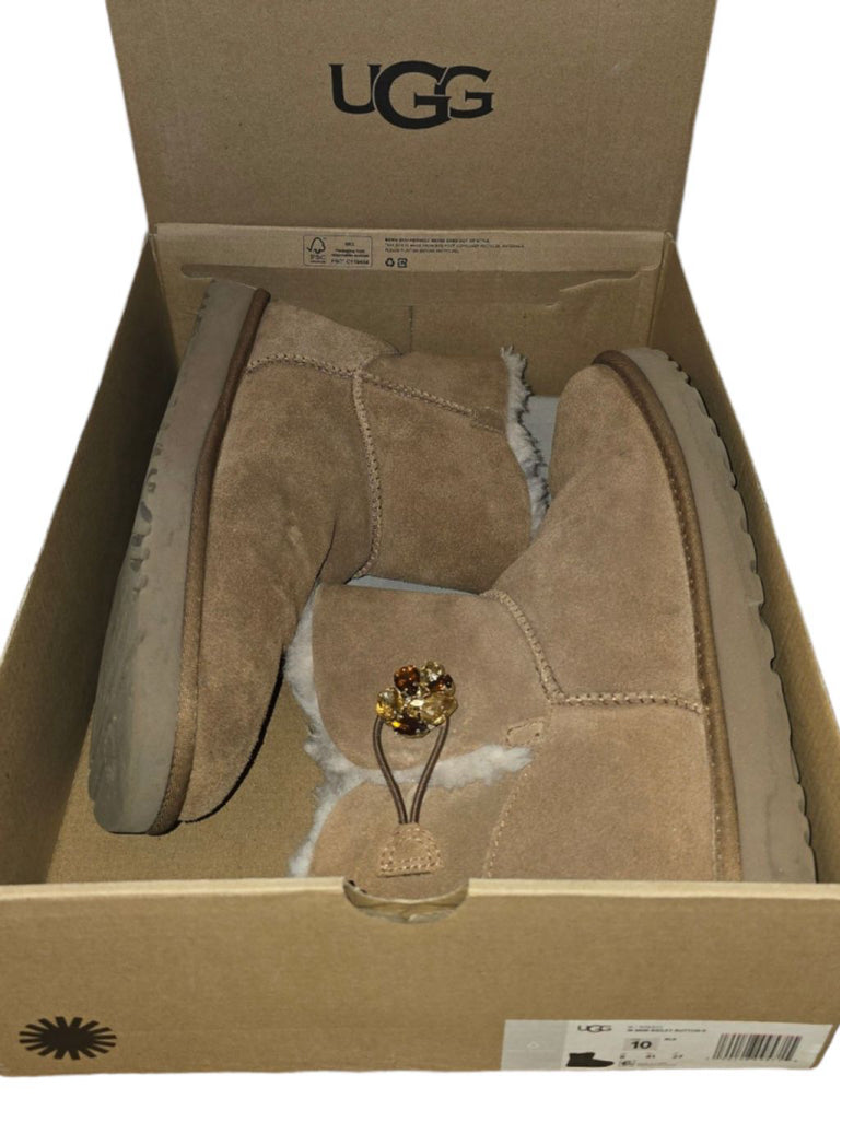 Women's UGG Mini Bailey Chestnut Crystal Button Suede Boots Size 10