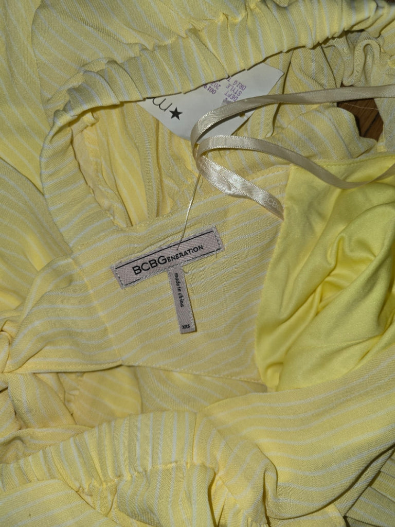 Women's BCBGGeneration Yellow & White Striped Dress Fit & Flare Ruffle Size XXS