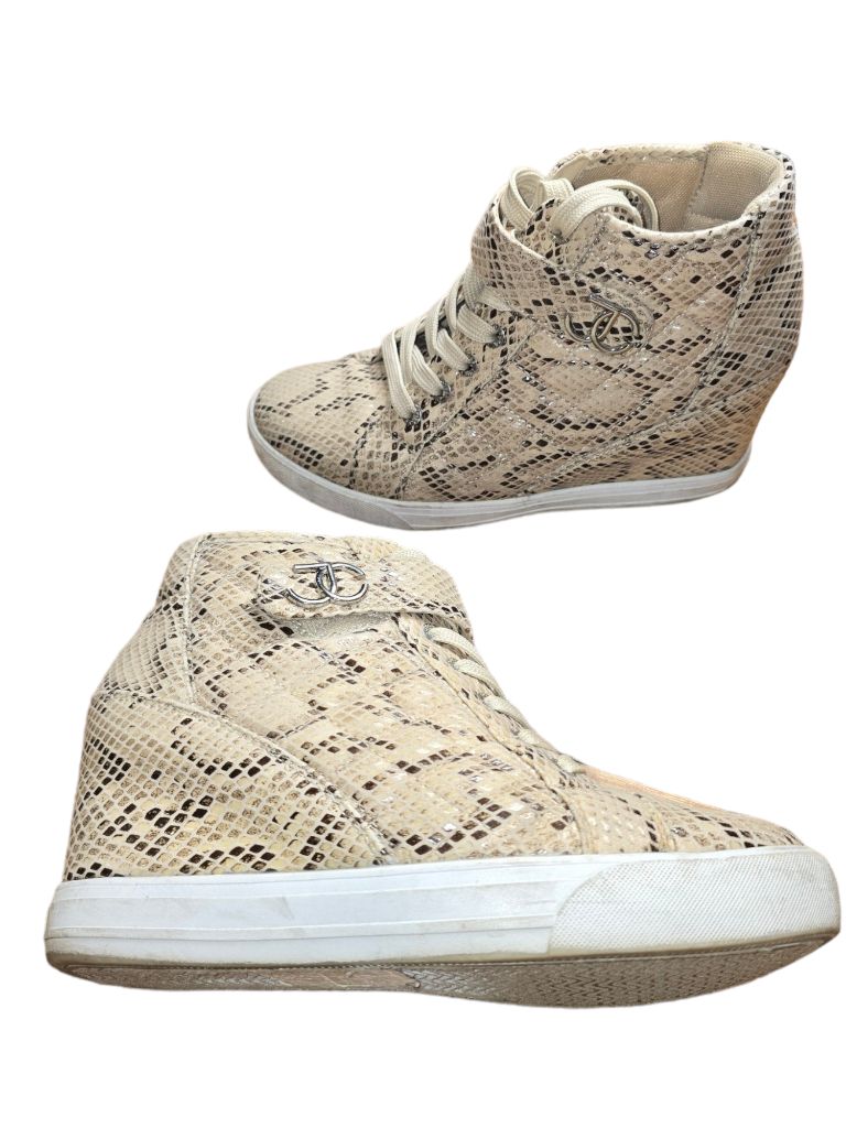 Woman's Juicy Couture JC-Journey Tan Snakeskin Wedge Sneakers Size 8.5 M