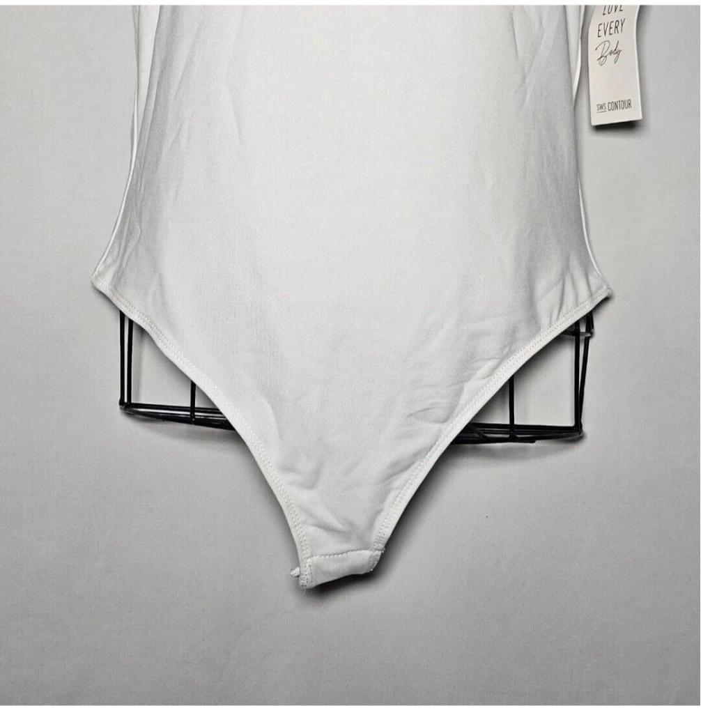 Sws Contour white fitted sleeveless Thong bodysuit nwt SMALL