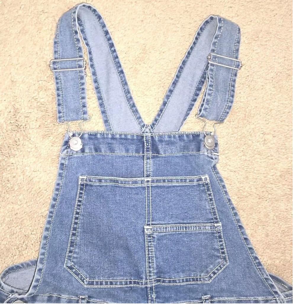 VTG No Boundaries 4 / 5 SMALL Distressed Blue Denim Cuffed Overalls Shorts