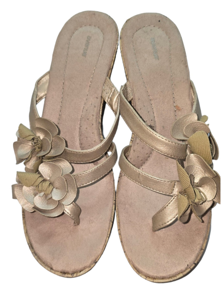 Women's Avenue Cork Platform Sandals, Size 9.5, Gold Flower Details