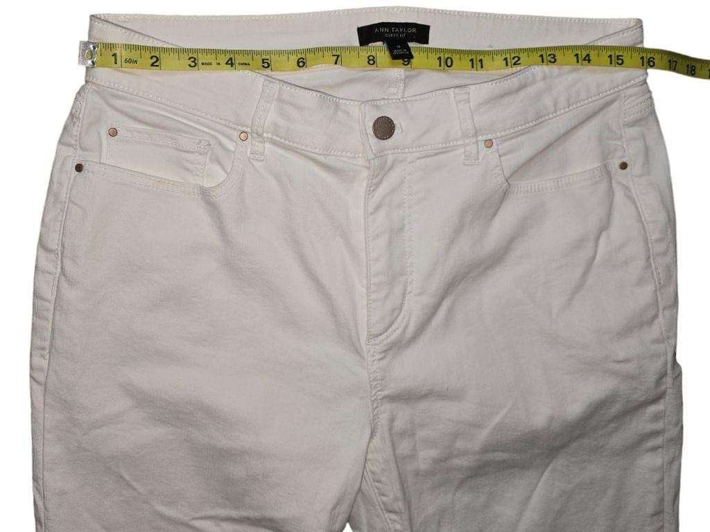 Women's Ann Taylor The Skinny Curvy Fit White Jeans Size 10