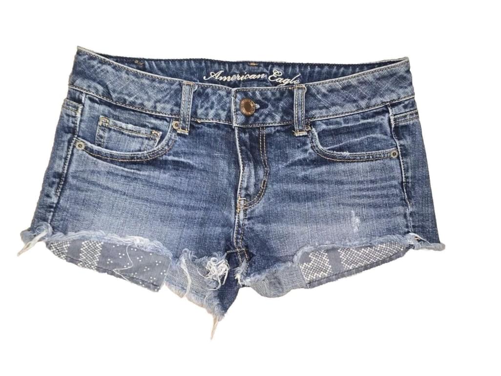 American Eagle Women's Denim Jean Shorts Festival Size 02 Low Rise