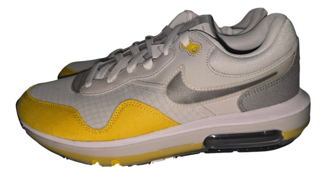 Women's Nike Air Max Motif Photon Dust Yellow Sz 9 DH4801-001