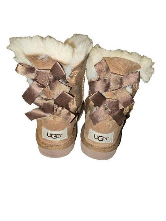 Ugg Boot "Chestnut" Girls' Toddler 8C