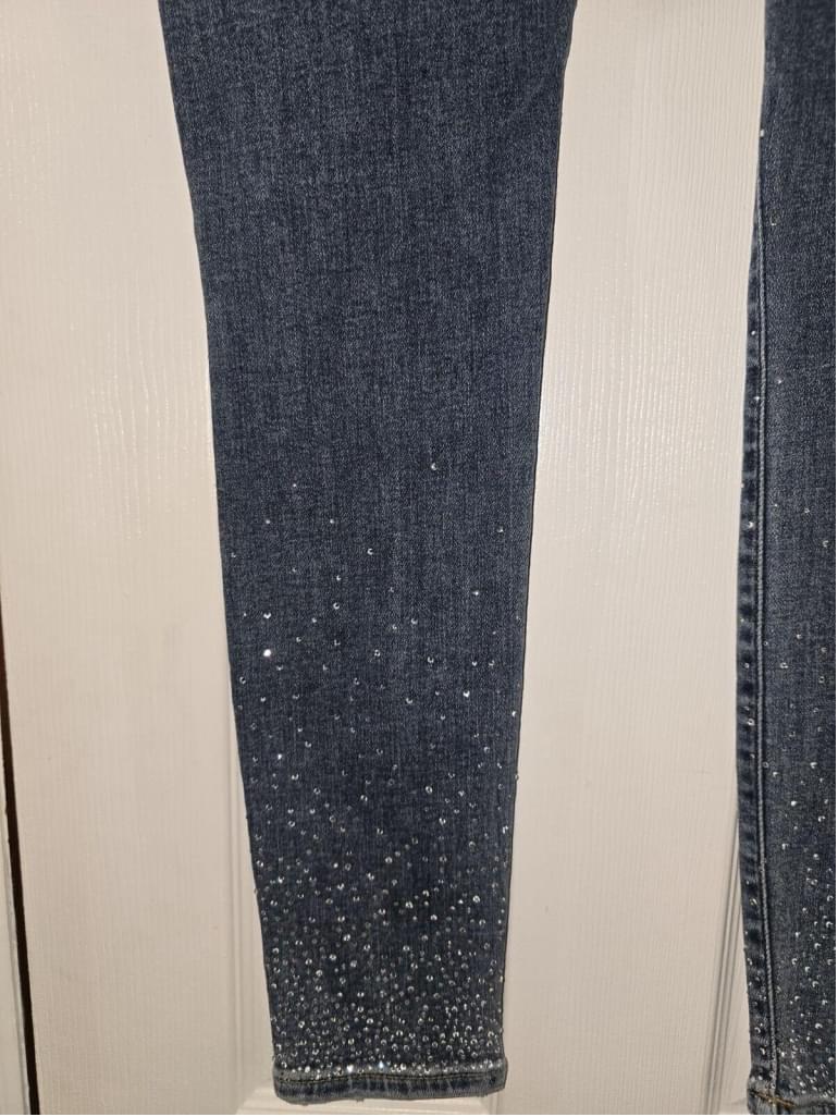 True Religion Jennie Curvy Mid Rise Skinny Jeans Size 28  BLING Rhinestones