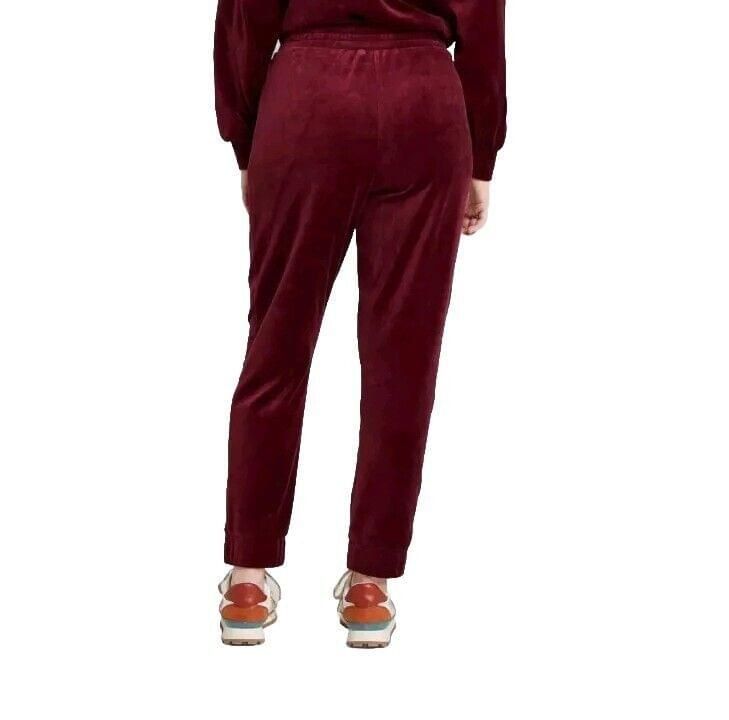 Wild Fable Women's High-Rise Velour Jogger Burgundy Red LARGE