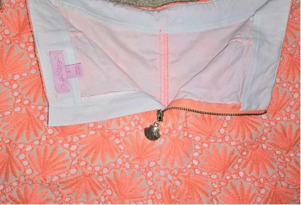 Lilly Pulitzer Mark Seashell Eyelet Skort Coral Size 2 Back Zipper Shorts